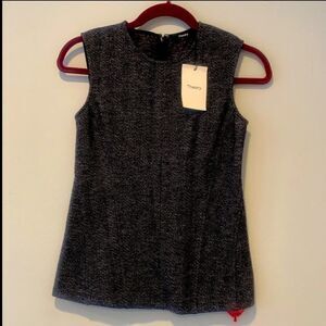 Theory Women’s wool elegant modern Navy Multi Chevron knit size P, NWT